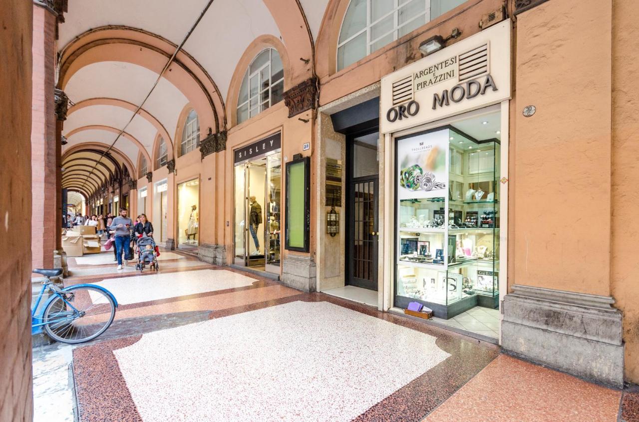 Inner Bo, Terrazzino Vista Tetti In Centro Storico Болоня Екстериор снимка